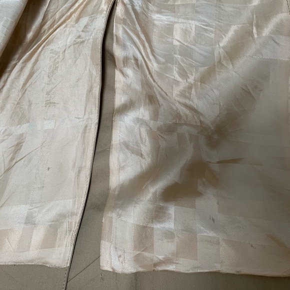 ❗️SOLD❗️🎉2xHP🎉 Burberry Tan Trench Coat Sz 8R - Picture 11 of 15